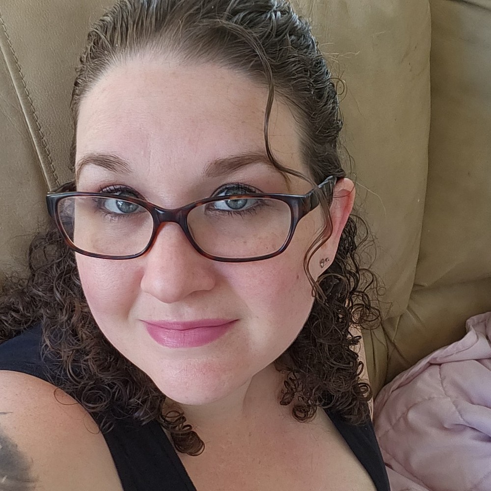 Meet your Posher, Rebecca